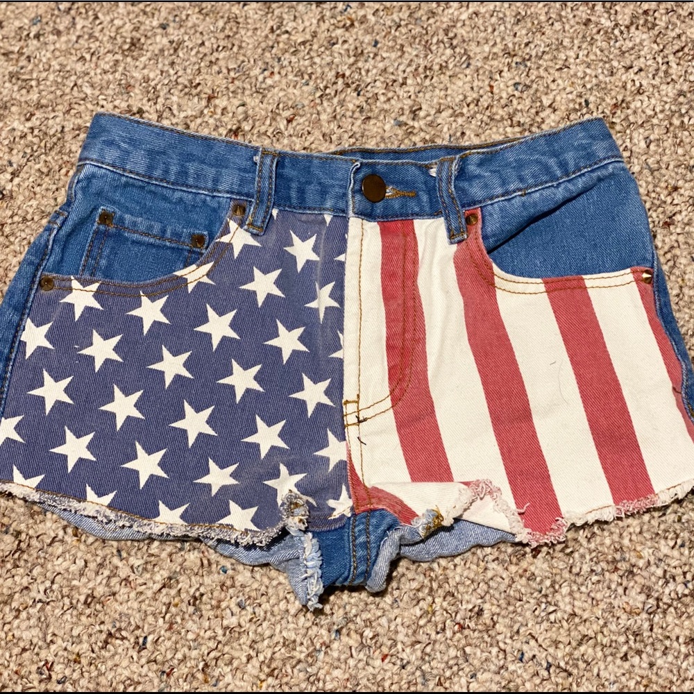 ⚡️SOLD⚡️American flag denim shorts